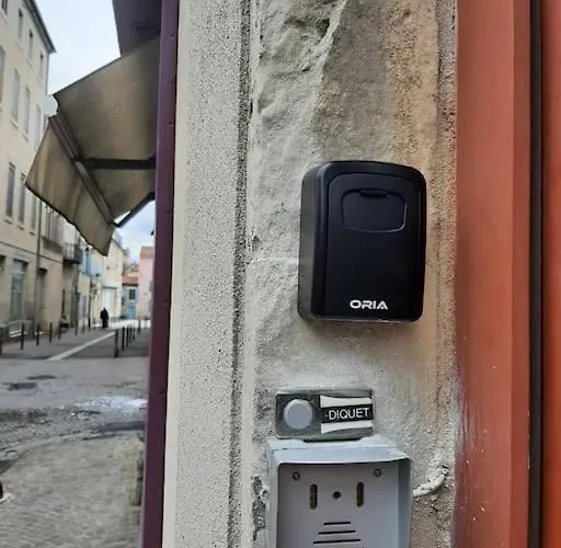 T3 Hyper-centre Au Calme Tout Equipe Parking Prive Castres